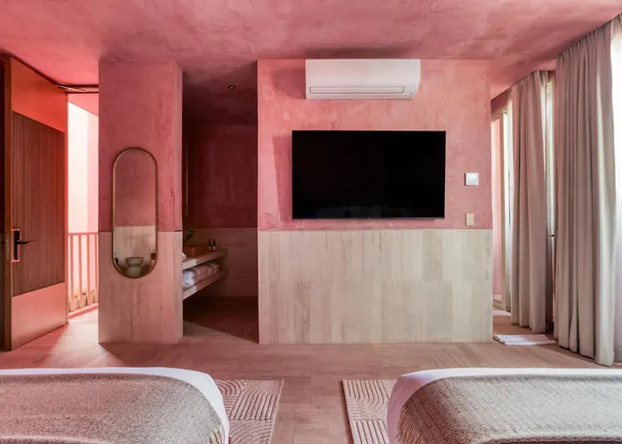 Laiva San Jose By Tasman Hotel *